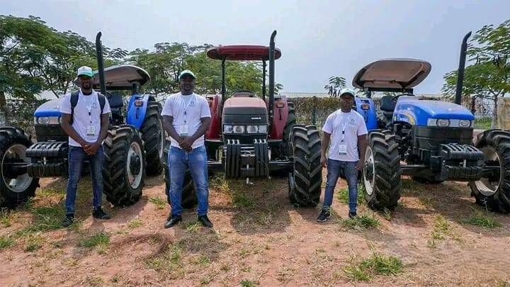 CURSO PARA OPERADORES DE MÁQUINAS E IMPLEMENTOS AGRÍCOLAS ABERTO EM LUANDA 